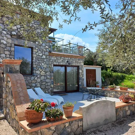 Torre Cangiani * Massa Lubrense